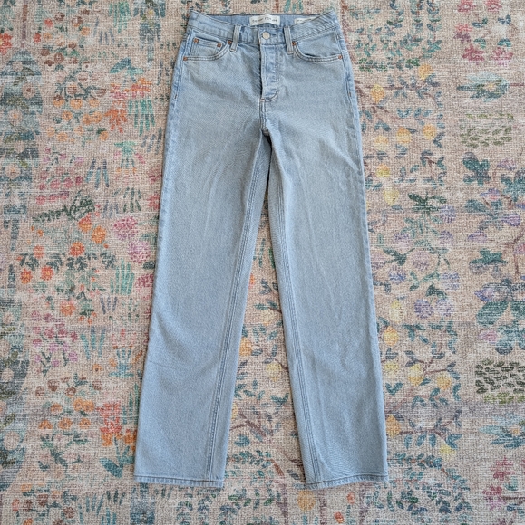 Aritzia Denim Forum The Arlo Hi-Rise Straight Jean 30L - Picture 2 of 11